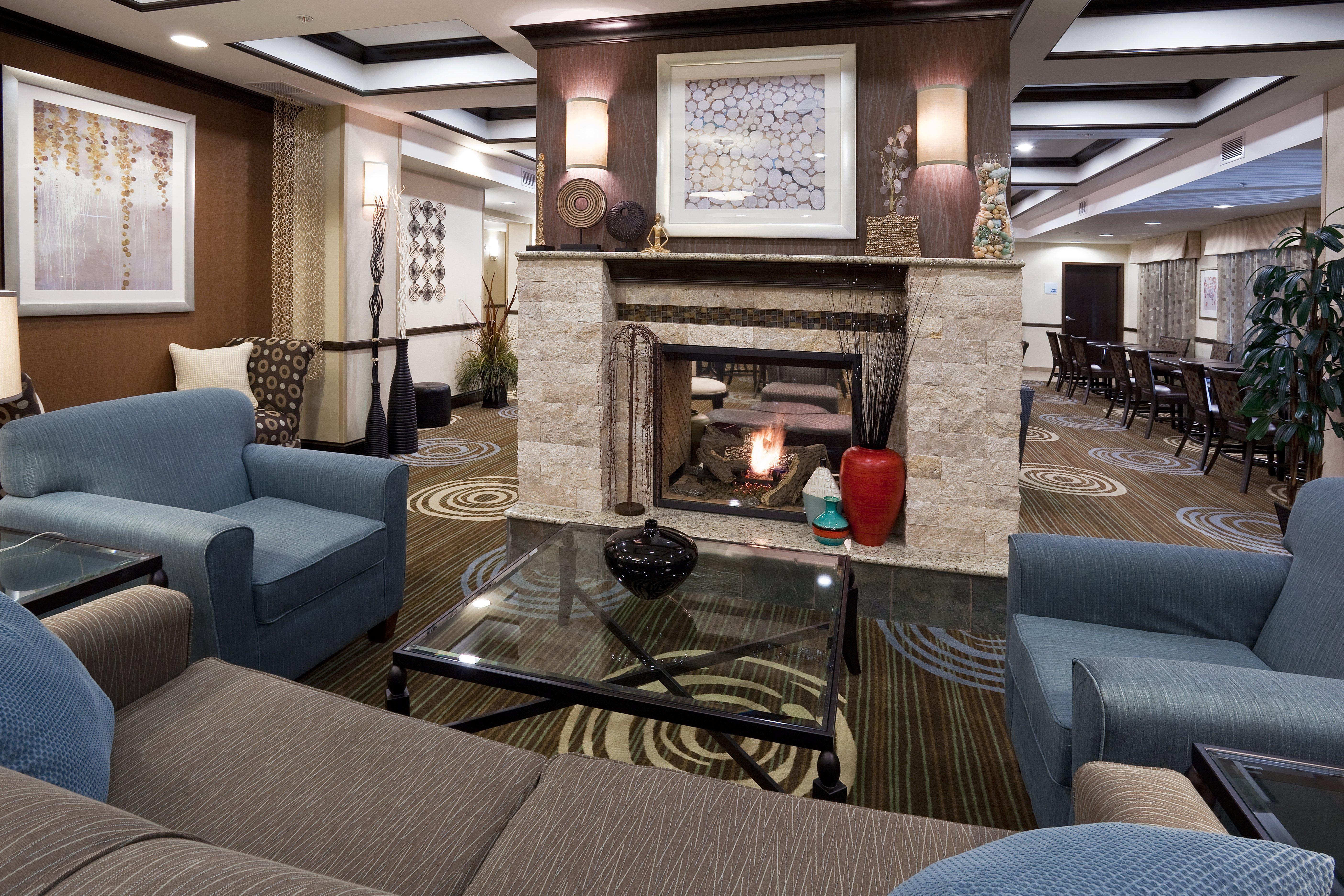 Holiday Inn Express Richfield By Ihg Bagian luar foto