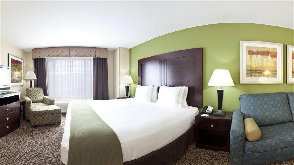Holiday Inn Express Richfield By Ihg Bagian luar foto